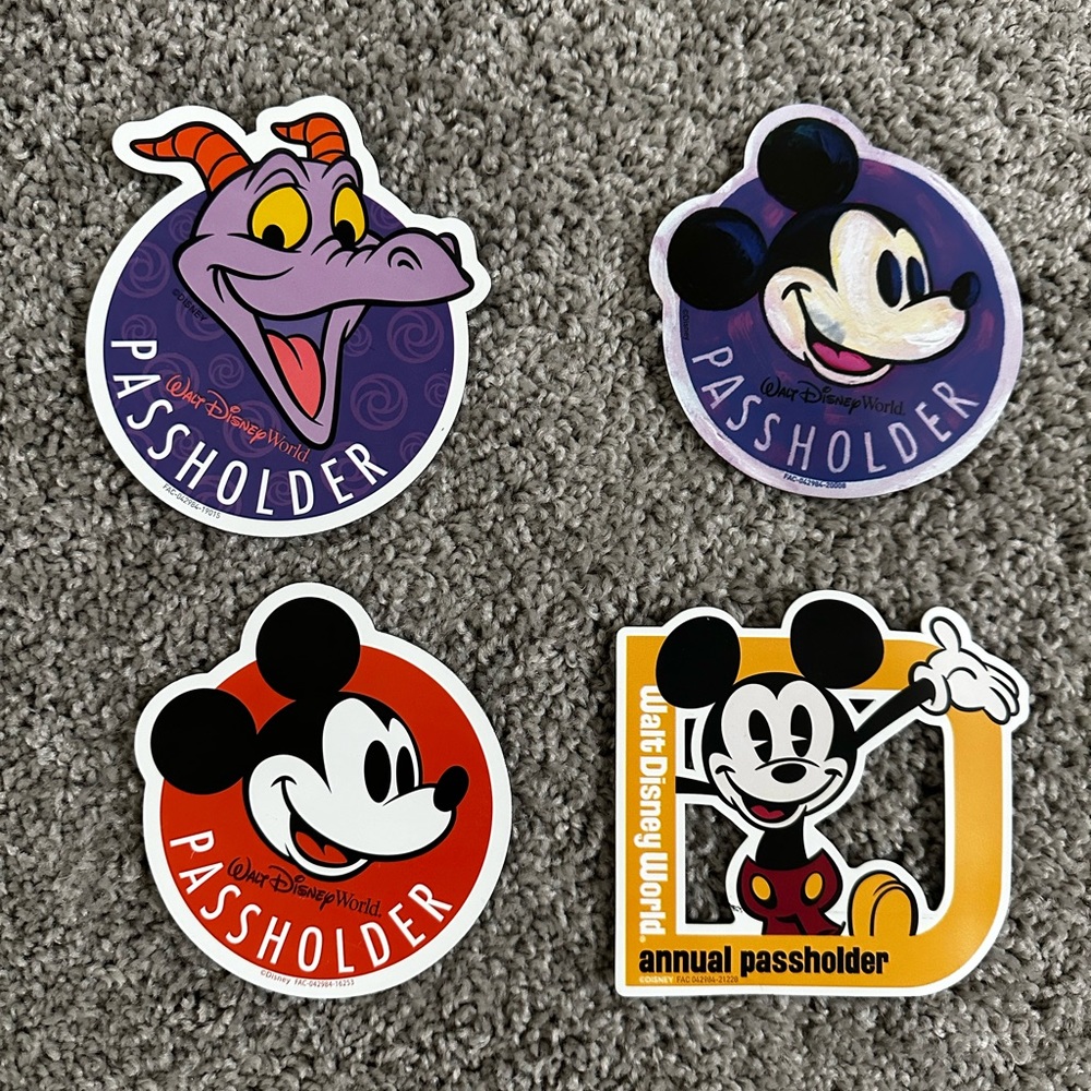 Disney Passholder Magnets